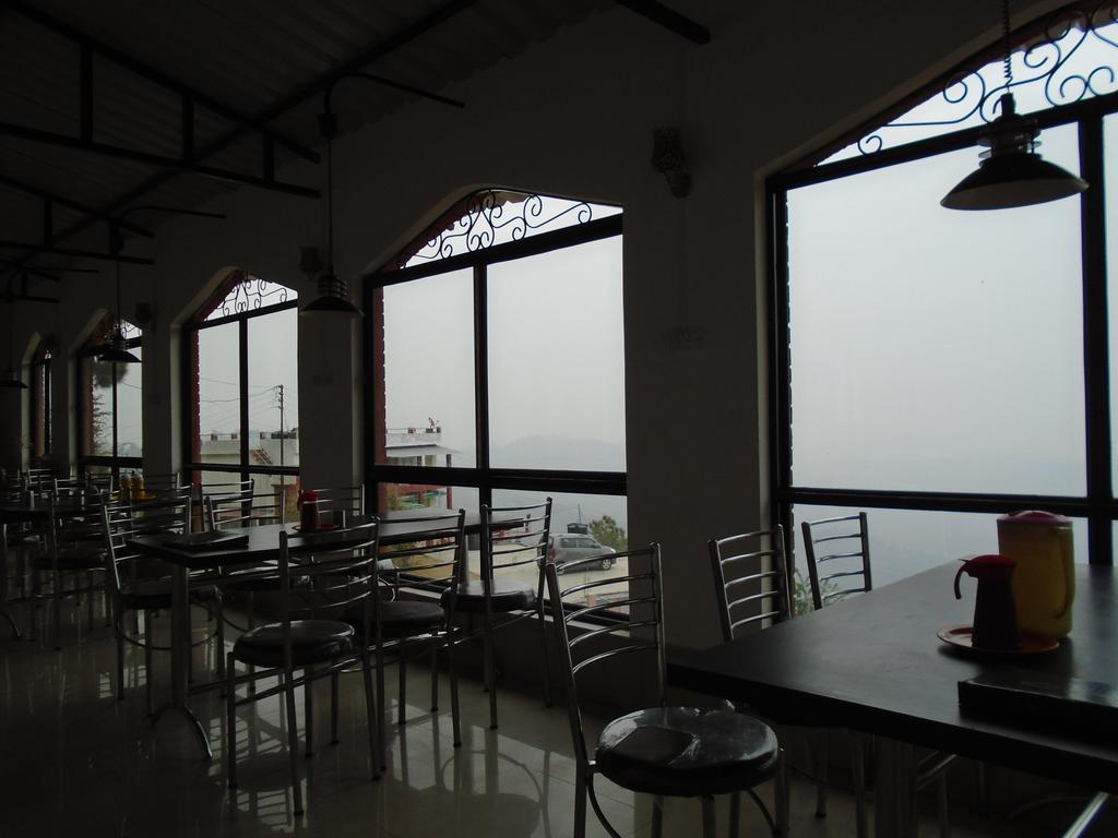 New Dolma Hotel Almora Eksteriør bilde